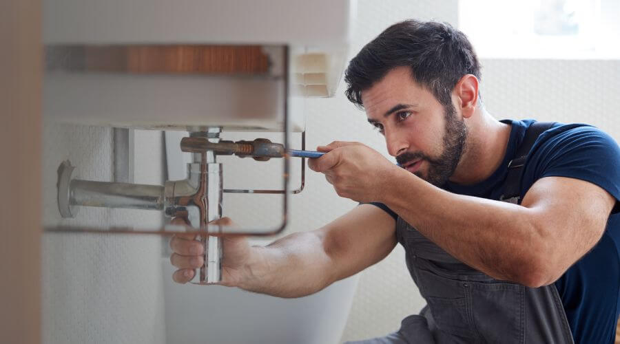 Hot water issue at sink in Sullivan, IN